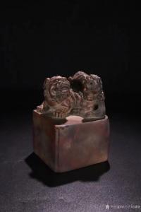 艺术品图片：艺术家东方古玩城堡雕刻作品名称《竹雕印章-太狮少狮》价格3500.00 元