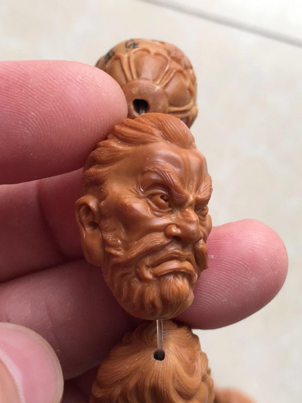 立新雕刻作品《【核雕 单颗】作者立新》【图1】