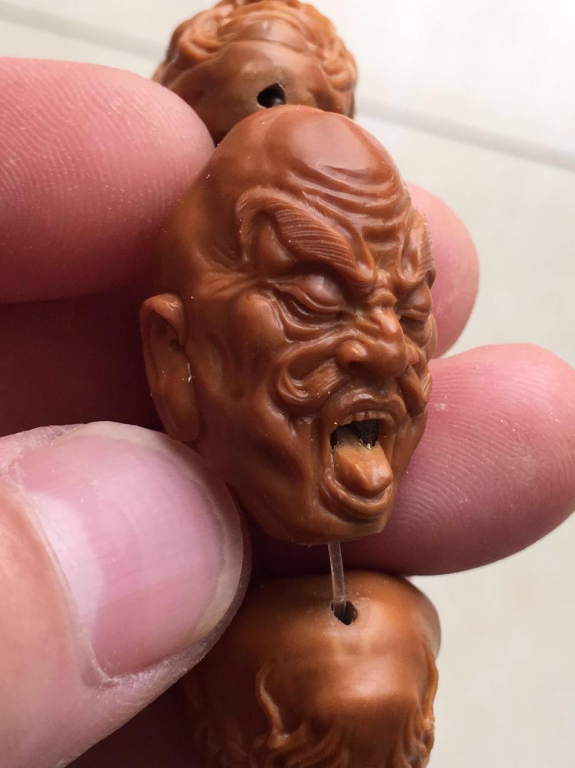 立新雕刻作品《【核雕 单颗】作者立新》【图2】