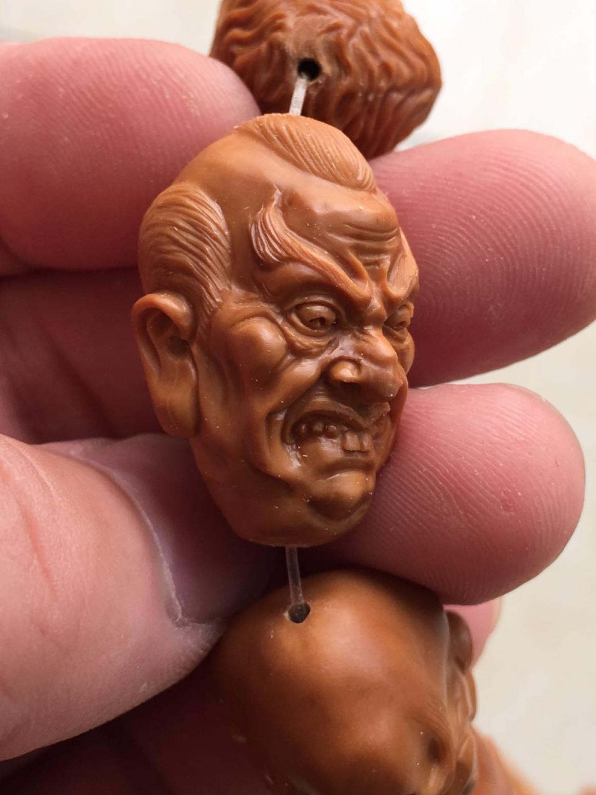 立新雕刻作品《【核雕 单颗】作者立新》【图2】