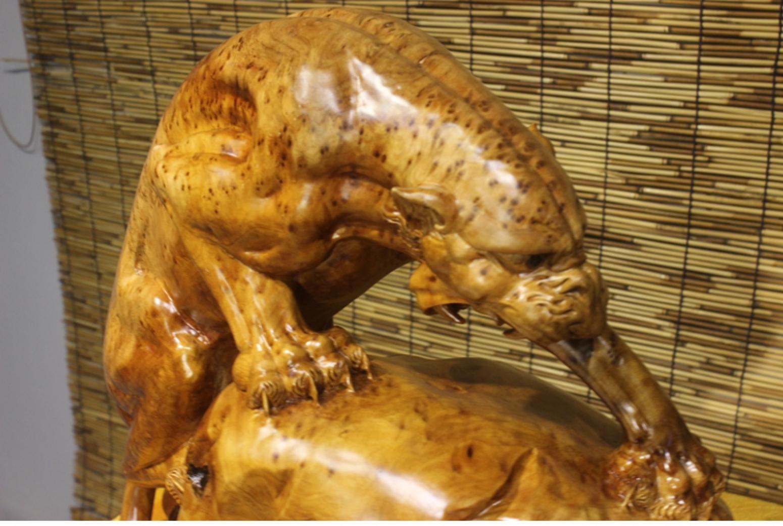 刘木雕刻作品《【榴豹】持有人刘木》【图2】