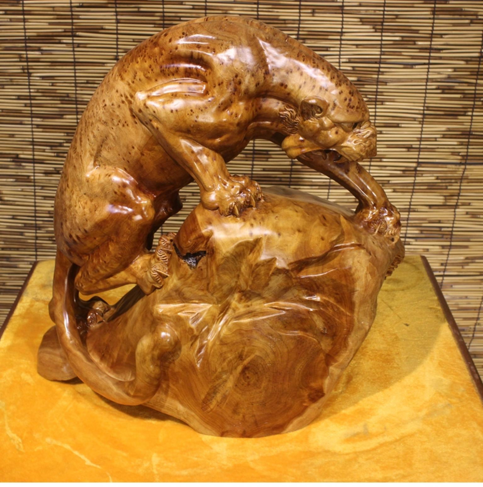 刘木雕刻作品《【榴豹】持有人刘木》【图4】