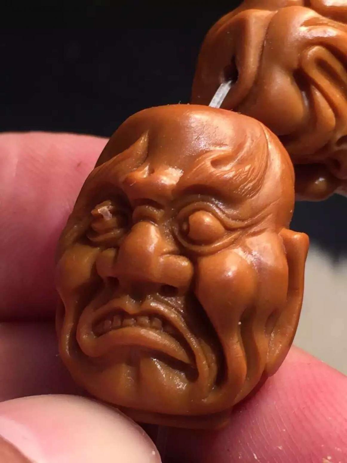 小妖雕刻作品《【双面十八】持有人小妖》【图3】