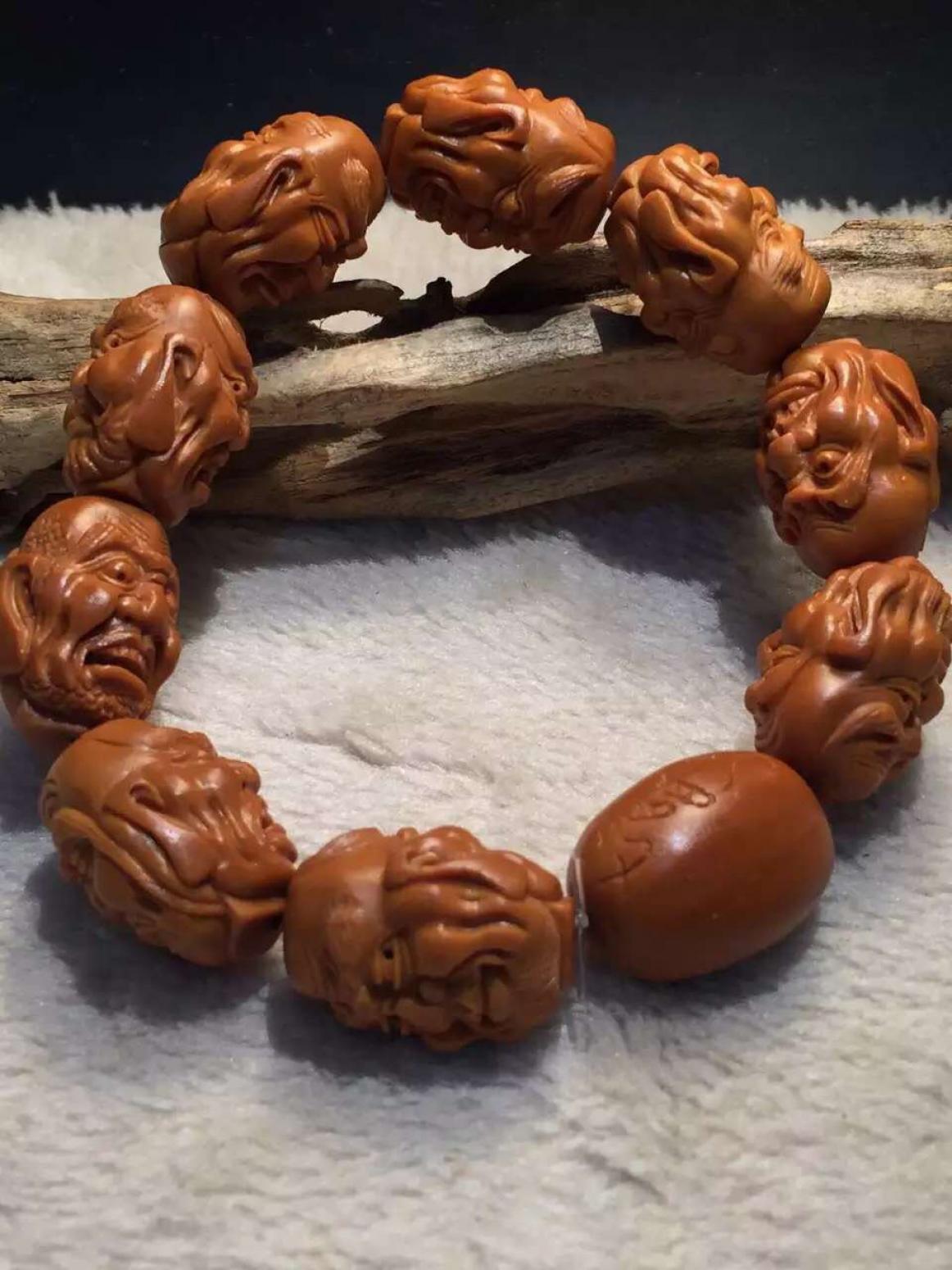 小妖雕刻作品《【双面十八】持有人小妖》【图6】