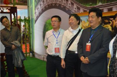 柏波荣誉-【图1】