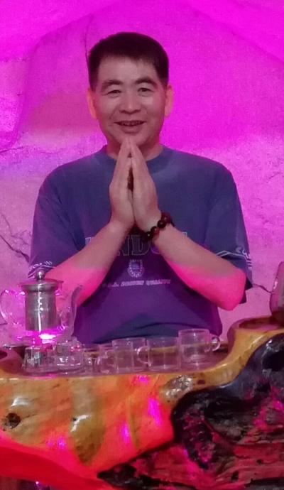 尚建国日记-有能力的，就做点大事；
能力小的，就做点小事；
有权力的，就做点好事；
没【图4】