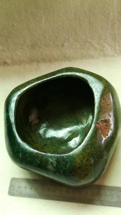 绿玉姿工艺厂叶金发收藏-文房四宝广绿石，笔洗七星伴月。【图2】