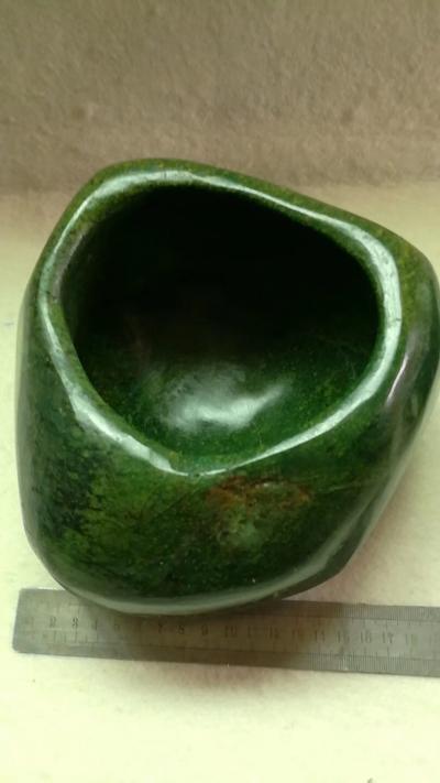 绿玉姿工艺厂叶金发收藏-文房四宝广绿石，笔洗七星伴月。【图3】