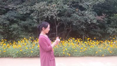 蔡国英生活-中秋踏月归乡，信步倘徉花间【图2】