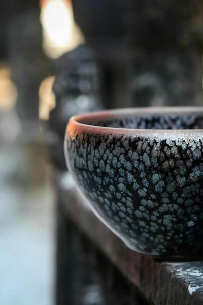 呈祥建盏日记-新品【听禅】
钵：9×5.5
  
听.禅音萦绕
修.一颗禅心
   【图2】