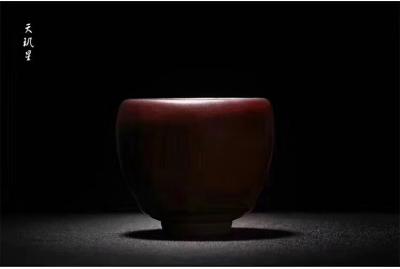 呈祥建盏日记-爆款【七星北斗】
     ——邹光辉 黄祥迪
北斗七星，星星各异，
一盏【图1】