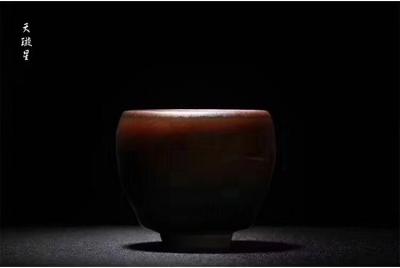 呈祥建盏日记-爆款【七星北斗】
     ——邹光辉 黄祥迪
北斗七星，星星各异，
一盏【图3】