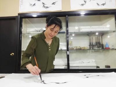 李尊荣日记-牙买加大使丘伟基先生说我画的虾非常有特点【图1】