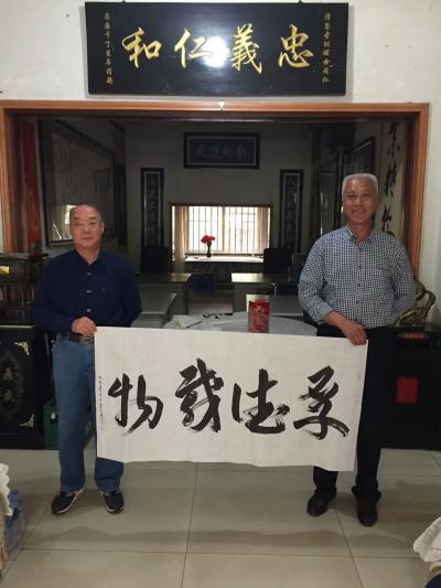 张忠廉日记-巜极乐开怀》

文/逸青张忠廉
二00五年十一月
品美酒，
吟律诗，
【图3】