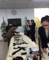 艺术家贾立新日记:今天被特邀在 寿光智慧星教育 现场挥毫泼墨！【图0】