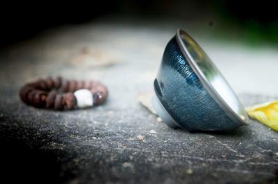 呈祥建盏日记-《箭雨》
【作者】陈荣(一品堂•荣赐)
【规格】8.8-9x 5cm 
【【图5】