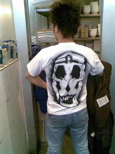 徐继良收藏-一些N年前的手绘体恤图片、和唯一幸存n年前的一张素描、光阴似箭!  怀念一下……【图4】