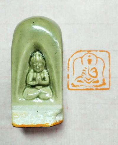 陈宏洲日记-头重脚轻面色黄，久置案头知墨香。利刃轻凿问山骨，自此画中有佛藏。（丁酉小雪，以案【图1】