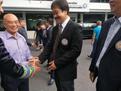 柏波日记-2017年12月4日下午3点柏波麦秆画【熊猫图(春梦)】在中泰两国商贸会上被泰国【图2】