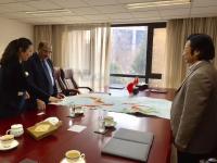 艺术家李尊荣生活:非常感谢巴林王国驻华大使安瓦尔·艾勒阿卜杜拉先生的热情邀请和【图0】