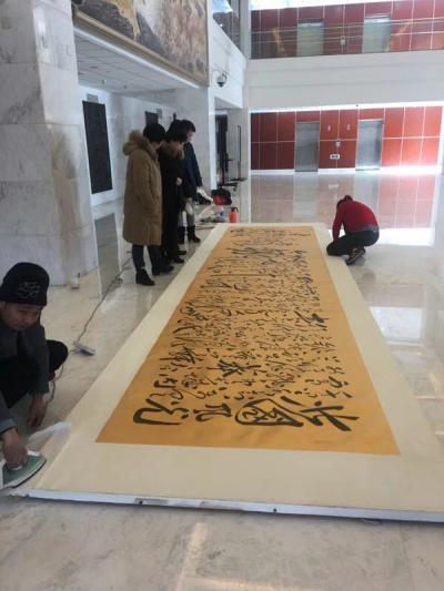 周鹏飞荣誉-周鹏飞捐赠中央党校图书舘巨幅作品：行草，录毛泽东词《沁园春.雪》尺寸170×65【图3】