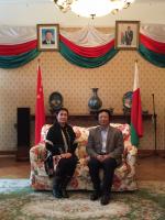 艺术家李尊荣生活:感谢马达加斯加大使维克托·希科尼纳先生的热情邀请和接待]，大【图3】