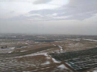 杨牧青日记-太原候车见客旅匆匆，以相察心，此心何相，故行吟以诗，曰:

一路风尘一路缘，【图1】