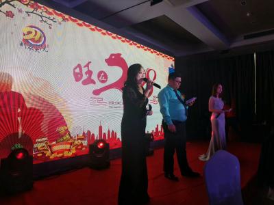 刘建国生活-祝贺刘家大院21大队旺在2018主题年会，现场赠画《雄风万里马到成功》，刘建国【图1】