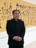 艺术家周鹏飞生活:毛主席外甥：王效芝先生拿到我书写的《毛泽东诗词集》，诗词集由【图1】