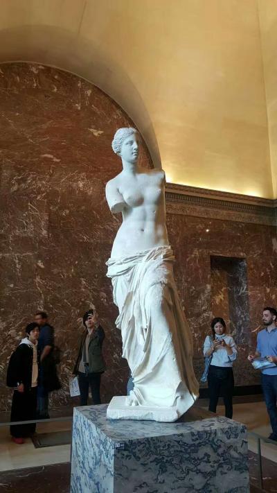 姬保国生活-巴黎埃菲尔铁塔，卢浮宫，巴黎圣母院掠影。起驾回国，法国戴高乐机场。【图7】