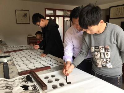 李尊荣生活-春节过了，继续练书画，孩子们都很用功！广然艺术手把手教学。【图6】