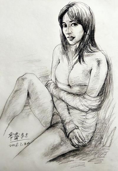 覃莽日记-覃莽的人物速写欣赏
规格：八开（素描纸）【图1】