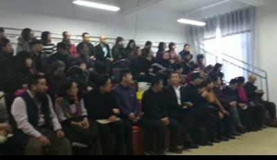 陈秀梅生活-早上八点半我们就出发去宁夏贺兰县，参加我们宁夏书画院《书画下基层》活动，刚刚下车【图5】