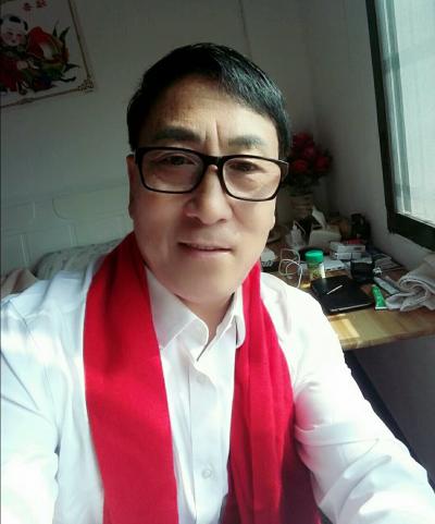 张恒久生活-游黄鹤楼
赤壁古战场，又过黄鹤楼，沿路遇乞丐，中国老人难。心疼又忧民，谈何中国【图6】