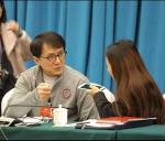 马培童生活-现场速递 | 成龙委员：我将捐出全部个人收藏，3月9日上午，【图1】