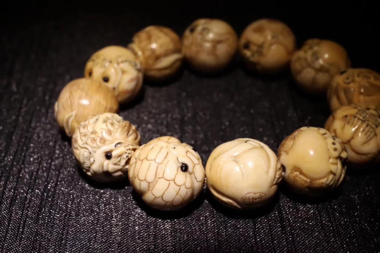 东方古玩城堡文玩杂项作品《牙雕12生肖》