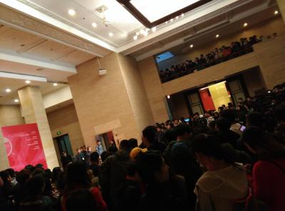 杨牧青日记-艺事说不尽，一茬又一茬，
领导压台脚，匠人堆堆扎，
问君何所喜，昂首捧名家，【图3】