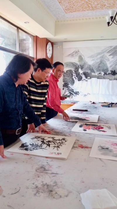 叶仲桥收藏-3月15日，一众原肇庆工艺美术研究所学习班同学好友，书画艺术家到我画室品茗、书画【图3】