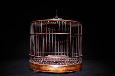 东方古玩城堡收藏-海外回流、海南黄花梨鸟笼一个、此件去藏品取料上乘，做工精致，木质坚硬，水波纹清楚【图6】