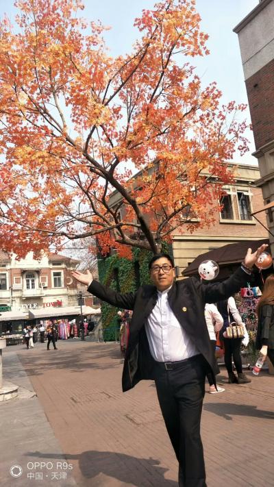 张恒久生活-迟日江山丽，春风花草香。
泥融飞燕子，沙暖睡鸳鸯。【图1】