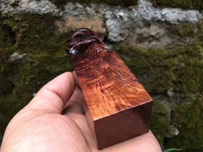 珍玩斋收藏-这个印章厉害了
天禄，飞天貔貅
招天外之财，聚八方人气

……海黄紫油梨【图5】