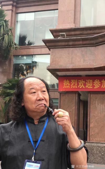 叶仲桥生活-抽口烟、饮杯茶，原说小酌几杯，享受一下慢生活！
结果酒蓬酒友千杯饮、不醉不归家【图3】