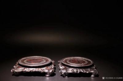 东方古玩城堡收藏-晚清，黄杨木雕盘根错节书房坐子、此件藏品取料名贵稀少，雕刻盘根纹饰精美，褒奖皮壳【图1】