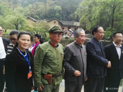 张恒久生活-清明，我们来到韶山毛泽东铜像广场深情缅怀伟大领袖毛泽东。
七律·到韶山毛泽东
【图3】