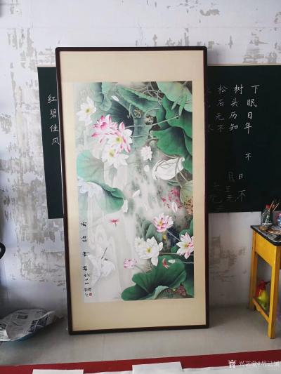 胡记领日记-朋友刚装裱好的，我的六尺工笔《荷塘神韵》返图。胡记领【图2】