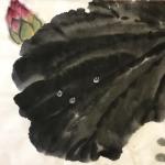 石广生日志-国画《雨晴》
是日小雨，因见荷叶水珠晶莹透剔，遂生画意。奈【图1】