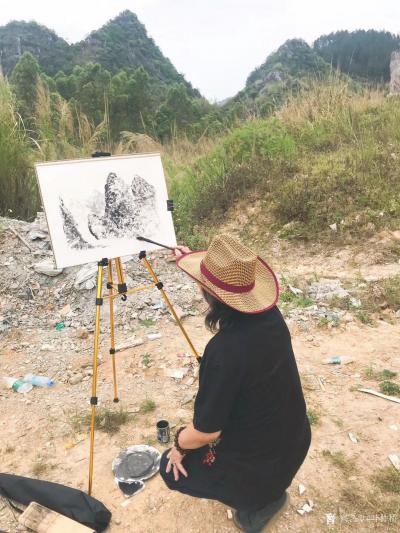 叶仲桥生活-随云浮画院到罗定市古驿道写生创作采风活动。感谢佛山服装公司贺总赠送的名牌服装！【图1】