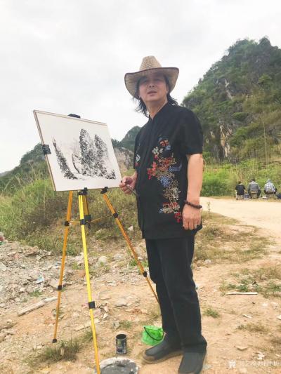 叶仲桥生活-随云浮画院到罗定市古驿道写生创作采风活动。感谢佛山服装公司贺总赠送的名牌服装！【图5】