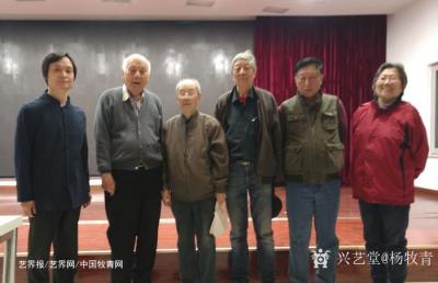 杨牧青生活-中国书画国学系列公益讲座第七次进望京活动圆满成功


2018年4月16日【图3】