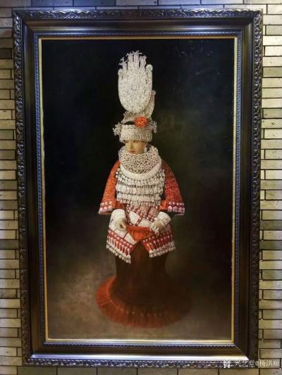 杨洪顺日记-油画《我心中永恒的美》
（苗族女神油画系列三）朋友都知道我喜欢画美女，画穿金戴【图6】